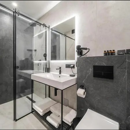 преміальні на березі озера молодості * בוקובל