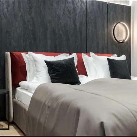 شقة преміальні на березі озера молодості بوكوفِل