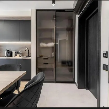 преміальні на березі озера молодості *