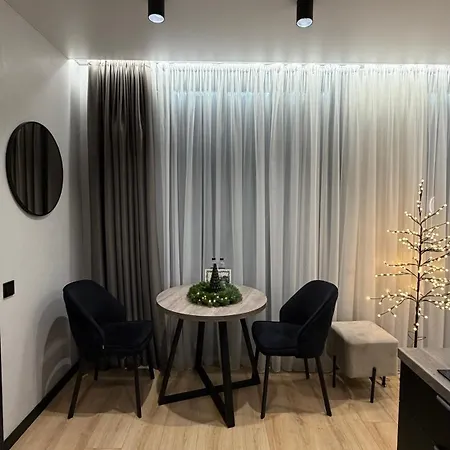 преміальні на березі озера молодості Apartmán *